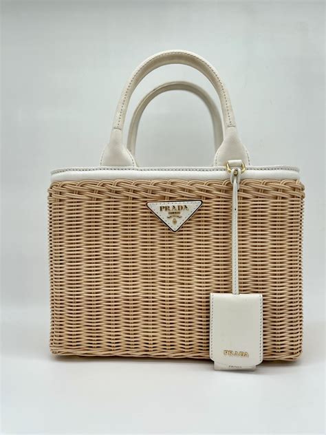 prada tas bruin